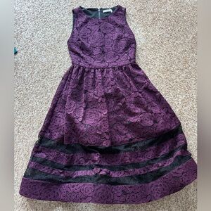 ALICE +  OLIVIA Odelia Sleeveless Lace Midi Fit & Flare Dress Eggplant Size 6